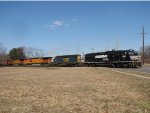 NS 6765, CSX 8040, BNSF 4428 and 5516